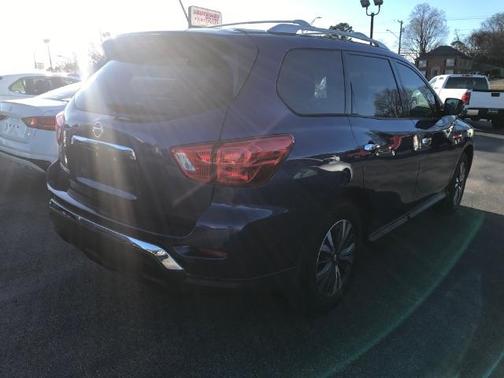 2017 Nissan Pathfinder S