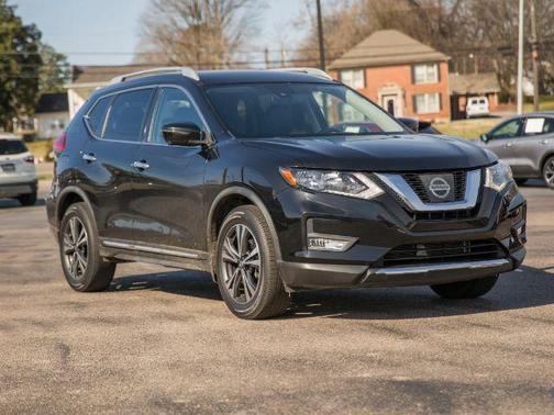 2017 Nissan Rogue SL