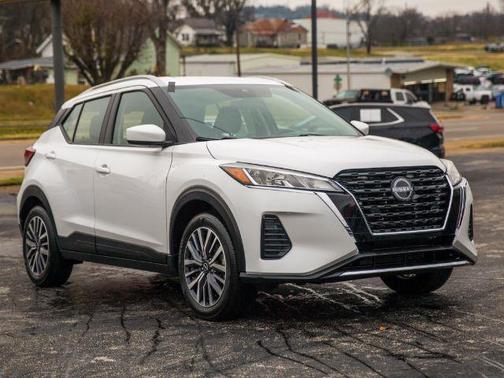 2022 Nissan Kicks SV