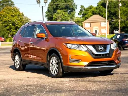 2017 Nissan Rogue SV