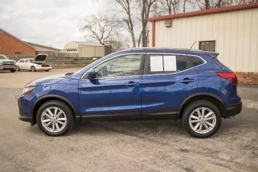 2018 Nissan Rogue Sport SV