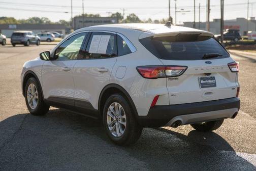 2021 Ford Escape SE