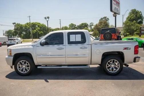 Summit White 2011 Chevrolet Silverado 1500 LT