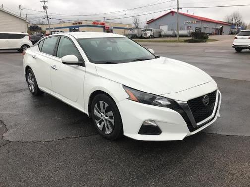 2022 Nissan Altima S FWD