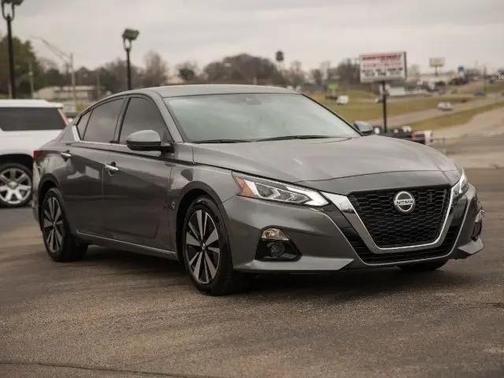 2021 Nissan Altima 2.5 SL