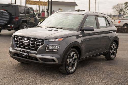 2023 Hyundai VENUE SEL