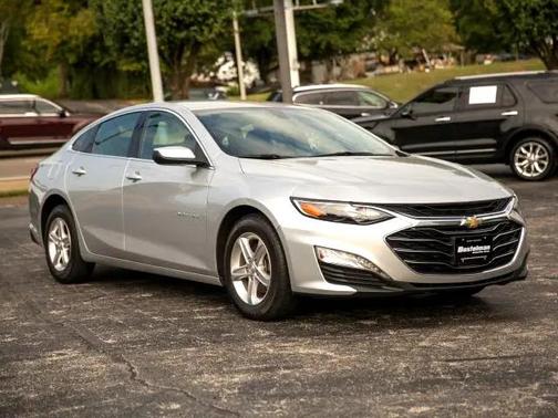 2022 Chevrolet Malibu FWD LT