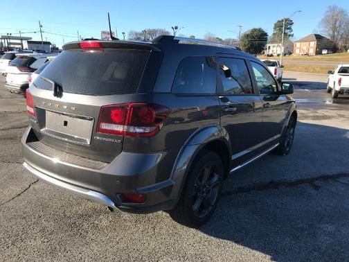 2020 Dodge Journey Crossroad
