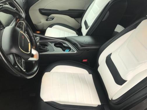 2015 Dodge Challenger SXT Plus