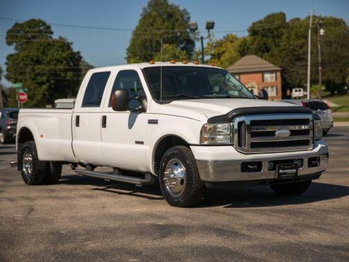 2005 Ford F-350 XLT Crew Cab Super Duty
