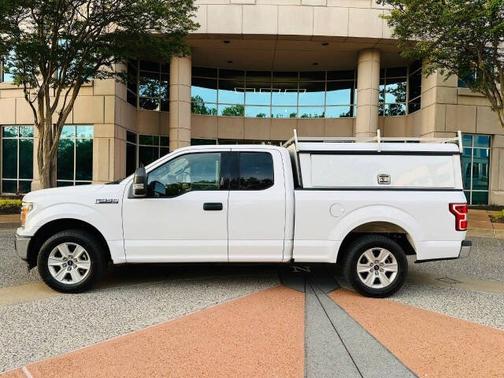 Oxford White 2019 Ford F-150 XLT 2WD SuperCab 6.5' Box