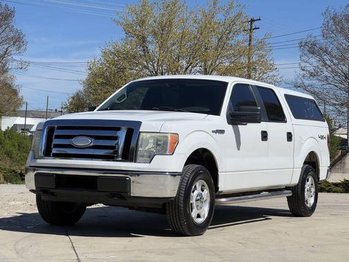 2009 Ford F-150 XLT SuperCrew