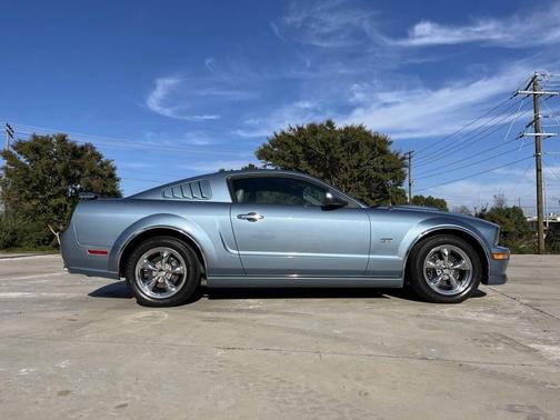 2007 Ford Mustang GT Premium