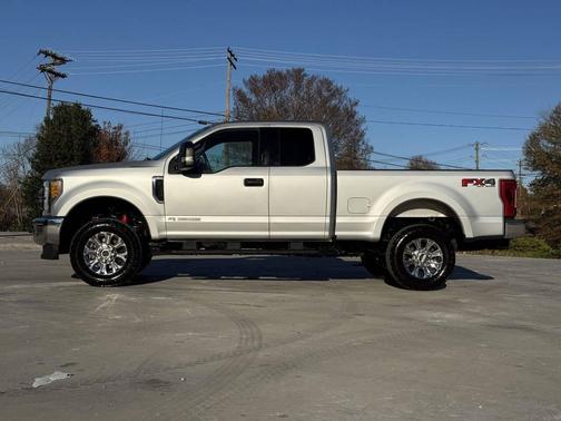 2017 Ford F-350 XLT