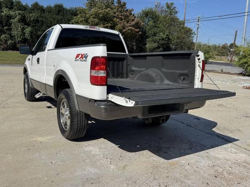 2004 Ford F-150 FX4