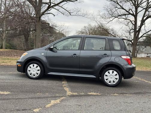 2006 Scion xA Base 4dr Hatchback w/Automatic