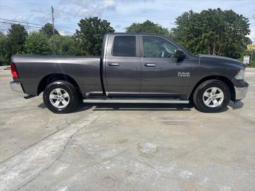 2017 RAM 1500 SLT