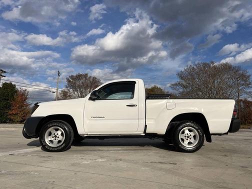 2006 Toyota Tacoma Base