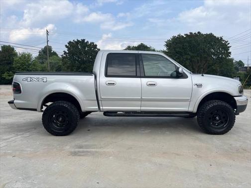 2001 Ford F-150 XLT SuperCrew
