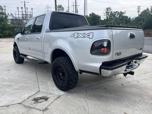 2001 Ford F-150 XLT SuperCrew