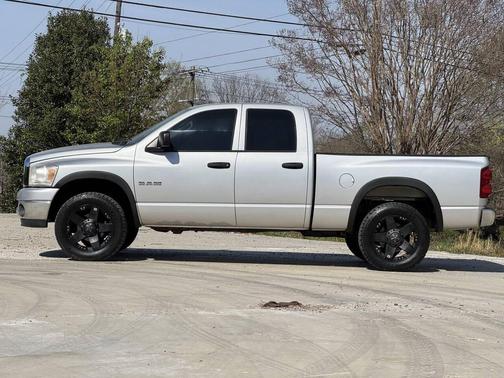 Bright Silver Metallic Clearcoat 2008 Dodge Ram 1500 SLT Quad Cab
