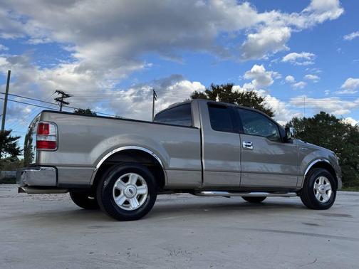 2004 Ford F-150 XLT SuperCab