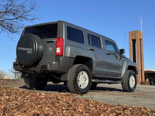 2008 Hummer H3 Base