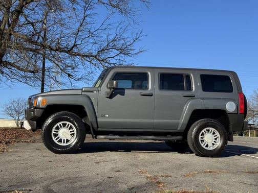 2008 Hummer H3 Base