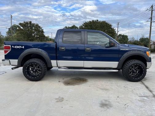 2010 Ford F-150 XLT SuperCrew