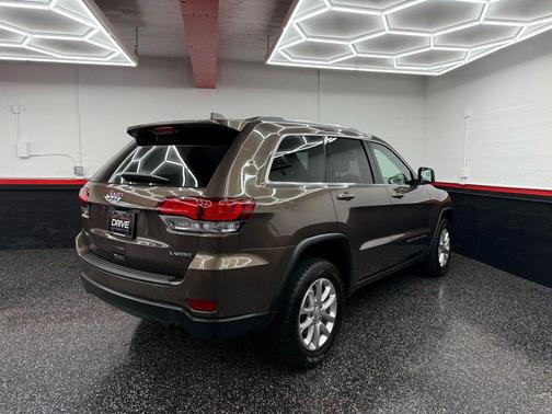 2021 Jeep Grand Cherokee Laredo