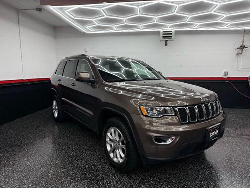 2021 Jeep Grand Cherokee Laredo