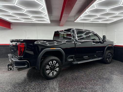 2023 GMC Sierra 2500 Denali