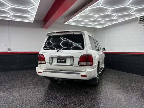 2006 Lexus LX 470 Base