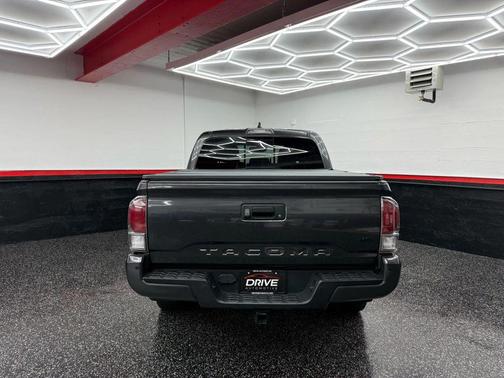 2020 Toyota Tacoma TRD Sport