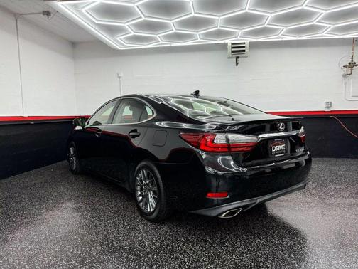 2018 Lexus ES 350 Base