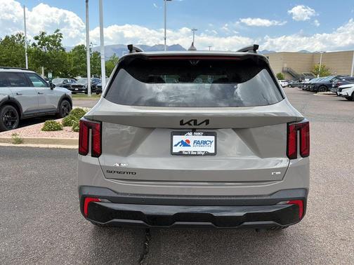 Road Rider Brown 2026 Kia Sorento SX