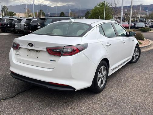 Snow White Pearl 2015 Kia Optima Hybrid Base
