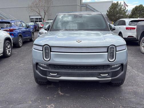 2024 Rivian R1S Adventure Quad Motor Large Pack