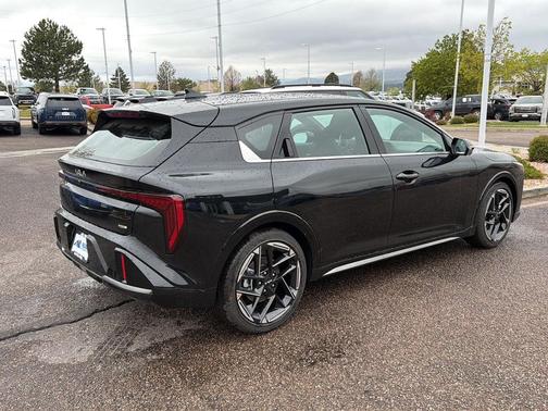 Aurora Black Pearl 2026 Kia K4 GT-Line