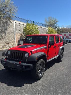 Firecracker Red Clearcoat 2017 Jeep Wrangler Unlimited Rubicon