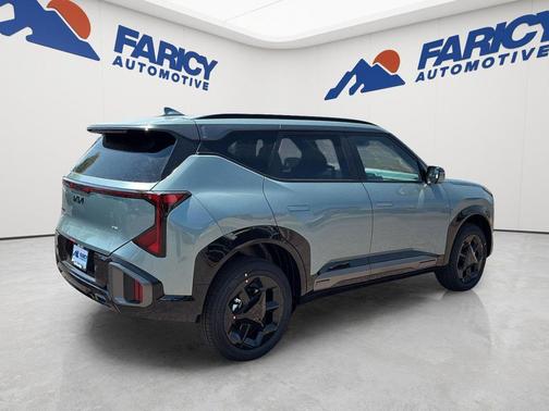 Iceberg Green 2027 Kia Seltos X-Line S