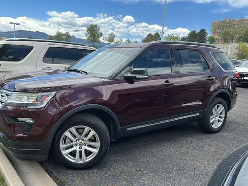 Burgundy Velvet Metallic Tinted Clearcoat 2018 Ford Explorer XLT