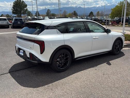 Snow White Pearl 2026 Kia K4 GT-Line Turbo