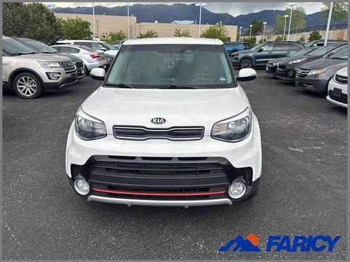 Clear White 2018 Kia Soul !