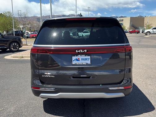 Panthera Metal 2024 Kia Carnival LX