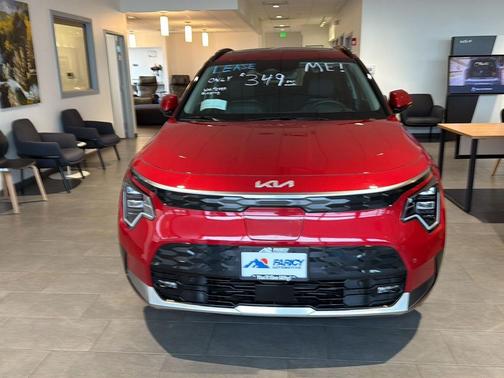 Runway Red 2026 Kia Niro EV Wave