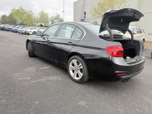 Black Sapphire Metallic 2018 BMW 330 xDrive