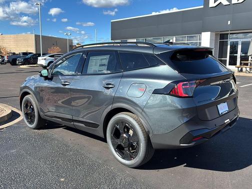 Gravity Gray 2027 Kia Sportage X-Line