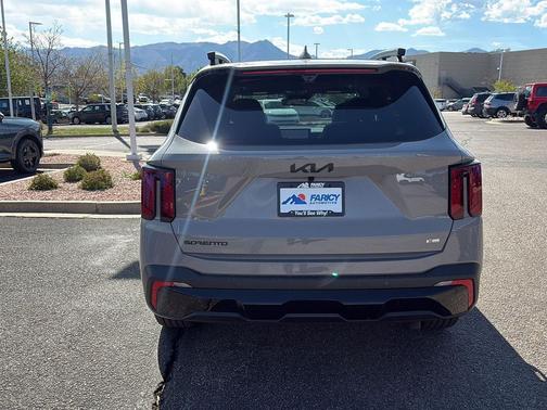 Road Rider Brown 2026 Kia Sorento SX