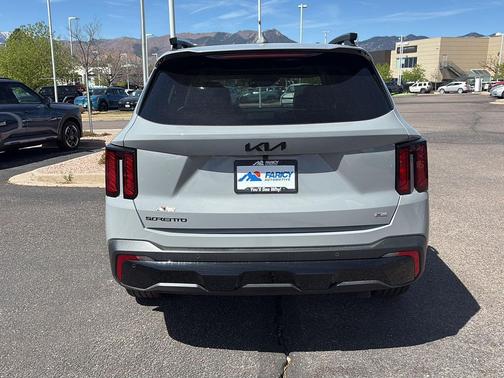 Wolf Gray 2026 Kia Sorento EX